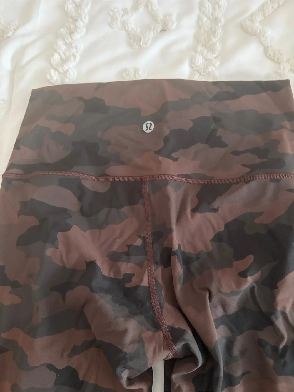 Lululemon Brown Camo Leggings size 4